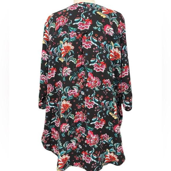 Fig and Flowers Floral Popover Tunic Blouse - Picture 5 of 9